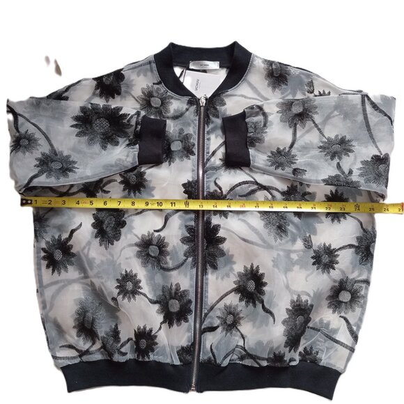 Rare Uchuu Montreal Boutique Women's Summer Embroidered Floral Grey Black Jacket - Picture 3 of 6